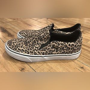 Vans Asher cheetah Ultracush women’s 11 slip on sneakers